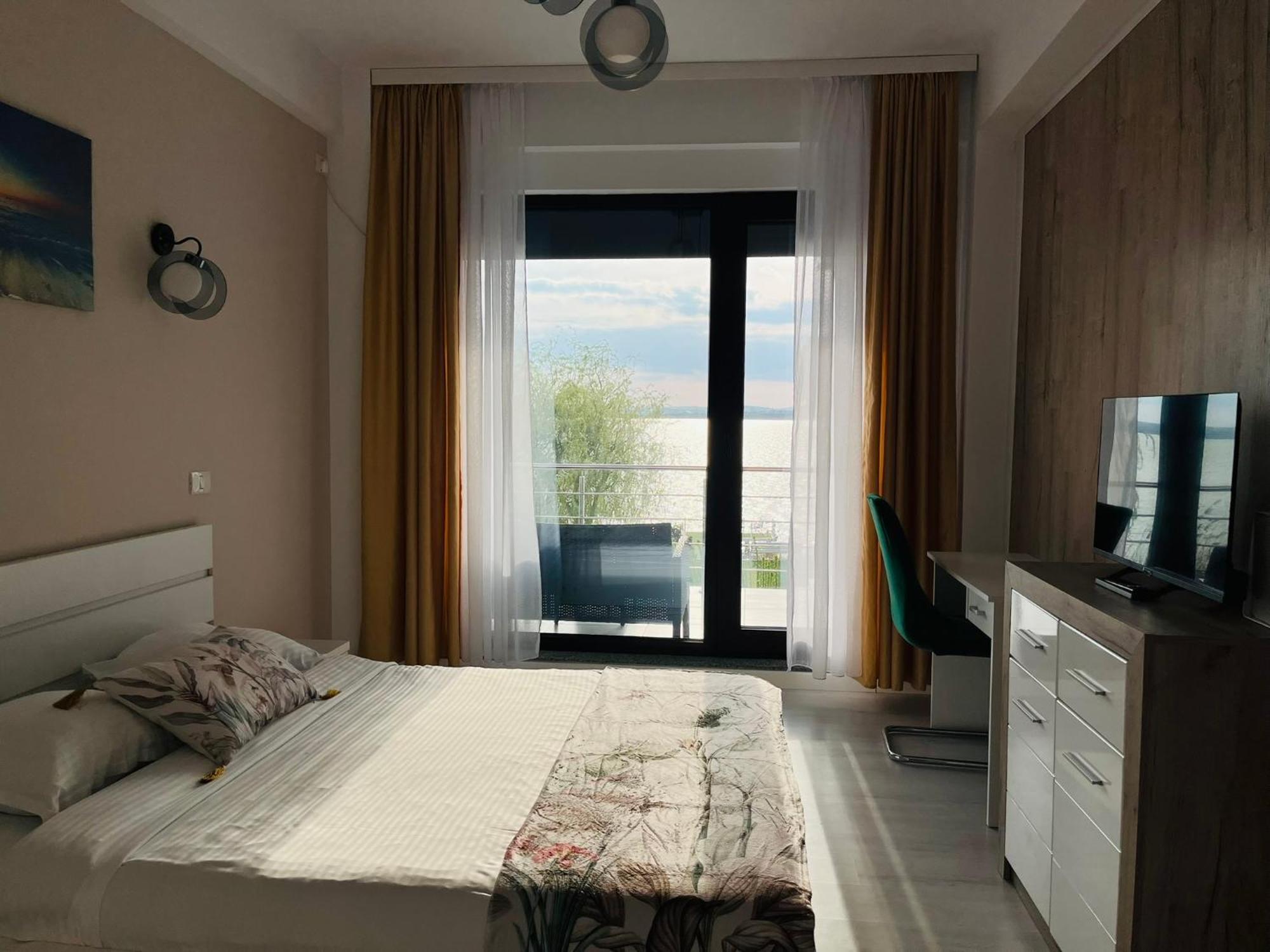 Roapart- Sunset Dream Apartament 2 Dormitoare Vedere Lac Si Parcare Mamaia Exteriér fotografie